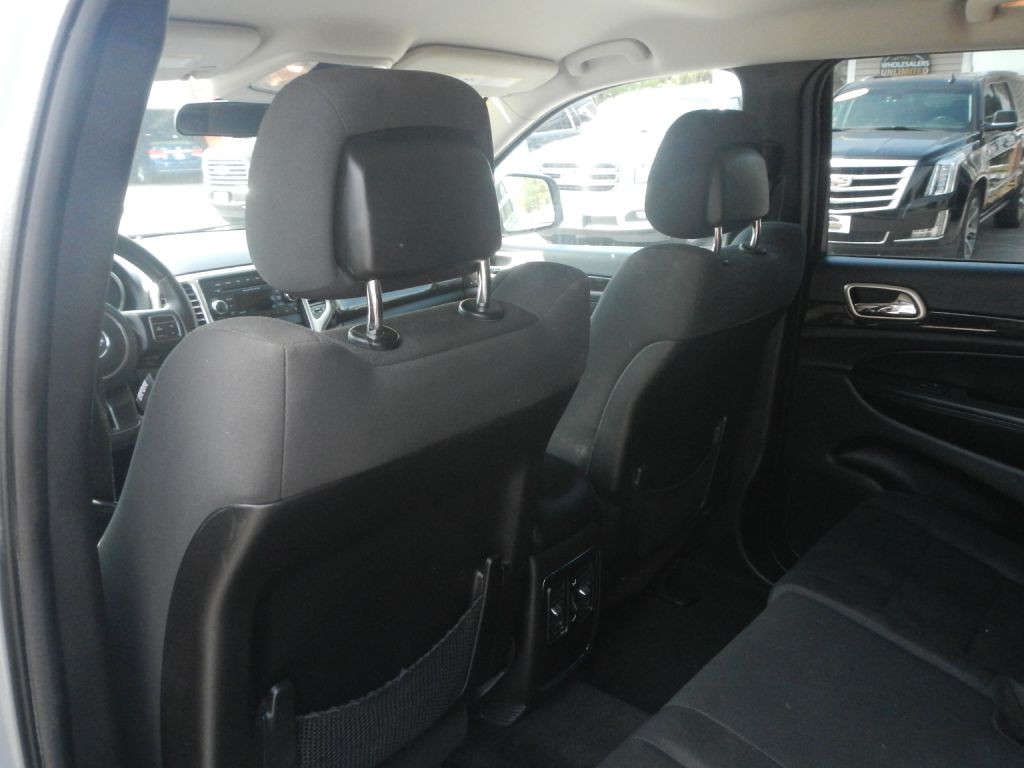 2012 Jeep Grand Cherokee Image 36