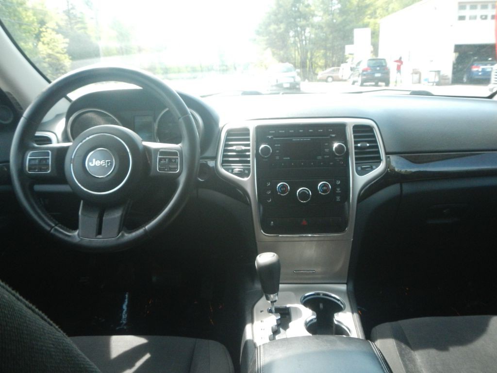 2012 Jeep Grand Cherokee Image 37