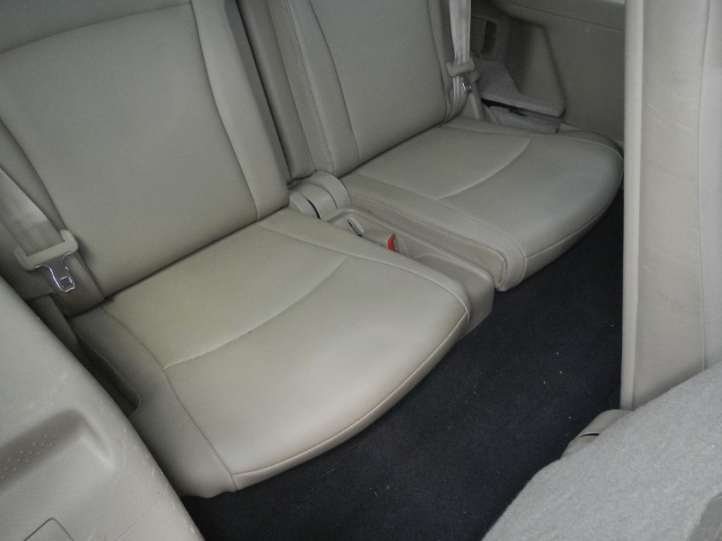 2011 Toyota Highlander Image 29