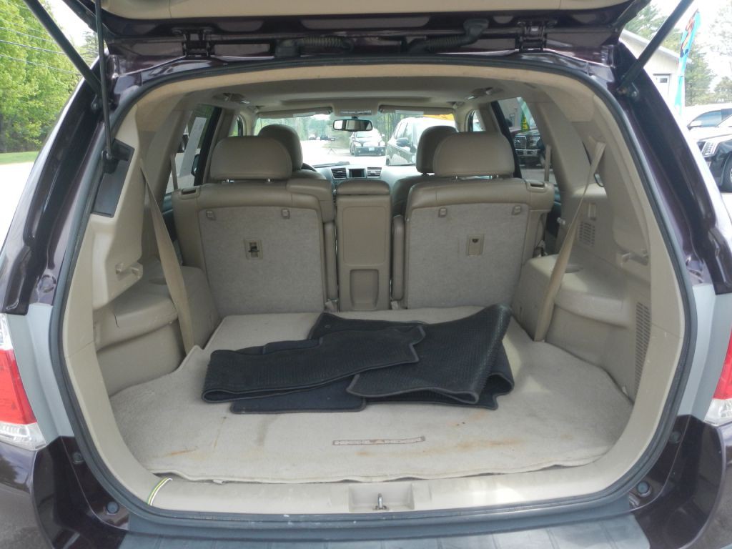 2011 Toyota Highlander Image 36