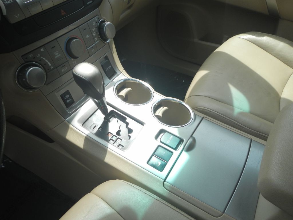 2011 Toyota Highlander Image 52