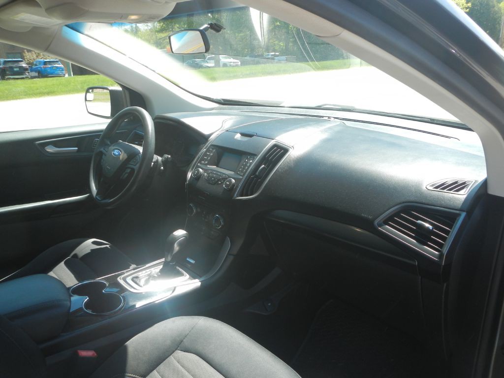 2015 Ford Edge Image 4
