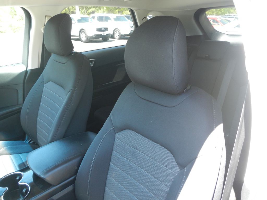 2015 Ford Edge Image 9