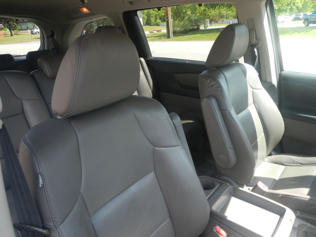 2014 Honda Odyssey Image 4