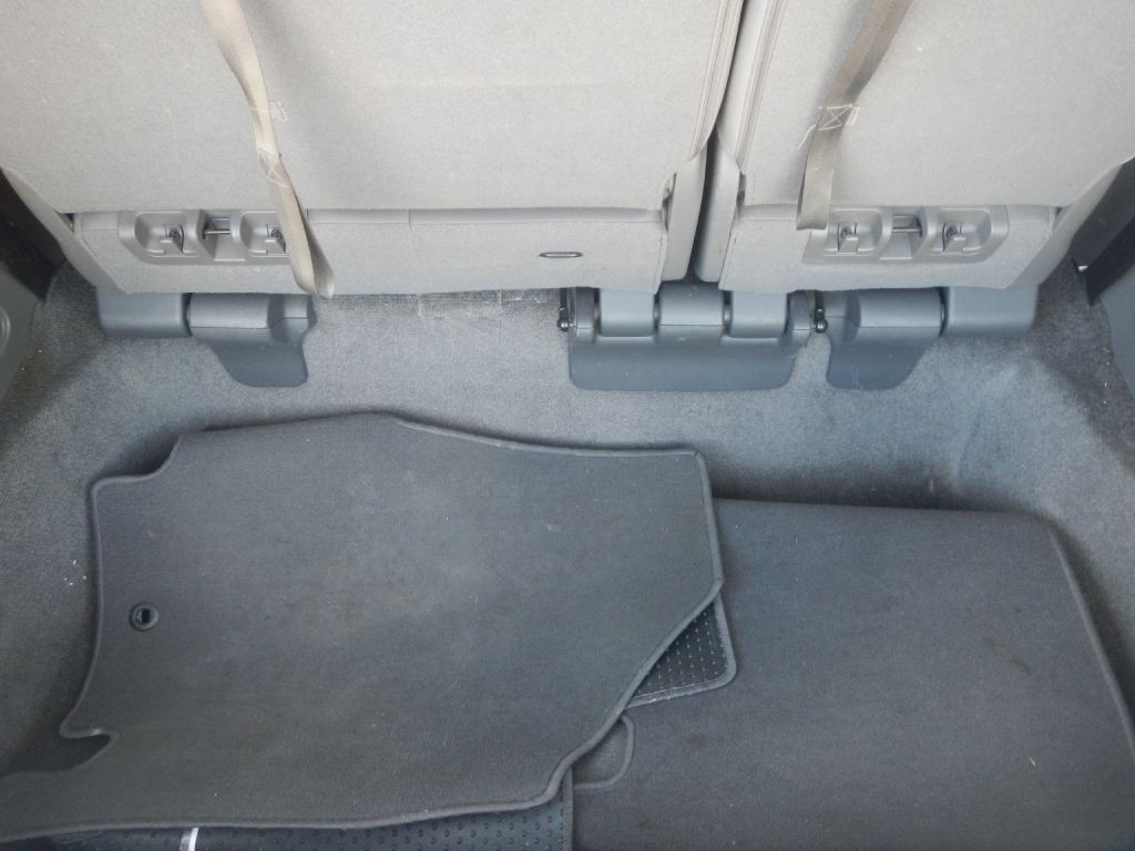 2014 Honda Odyssey Image 37