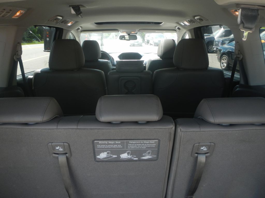 2014 Honda Odyssey Image 38