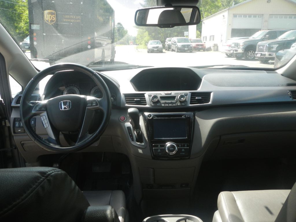 2014 Honda Odyssey Image 47