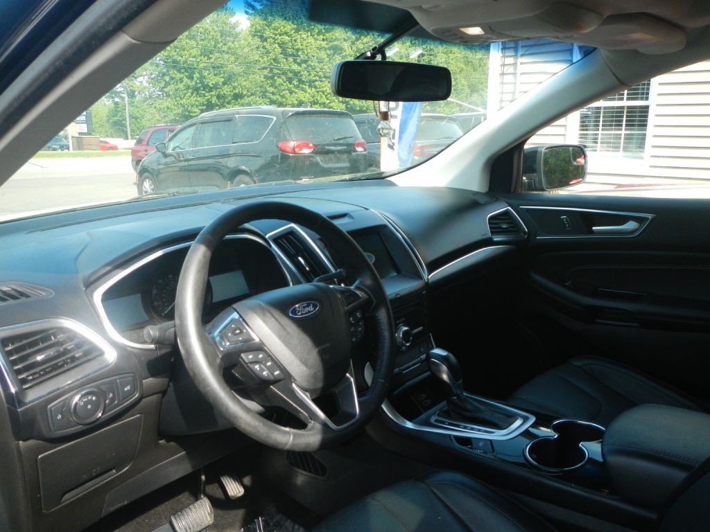 2018 Ford Edge Image 3