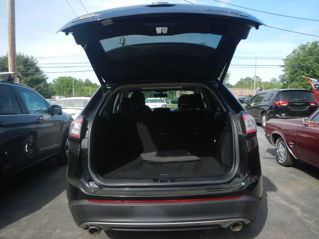 2018 Ford Edge Image 21