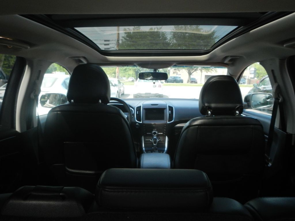 2018 Ford Edge Image 24