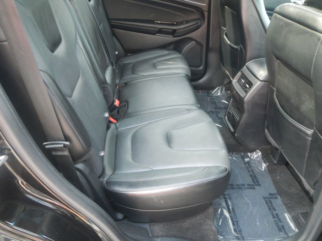 2018 Ford Edge Image 29