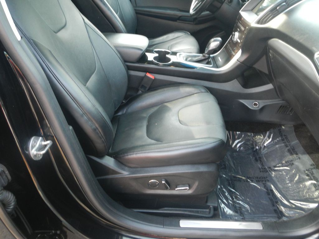 2018 Ford Edge Image 36