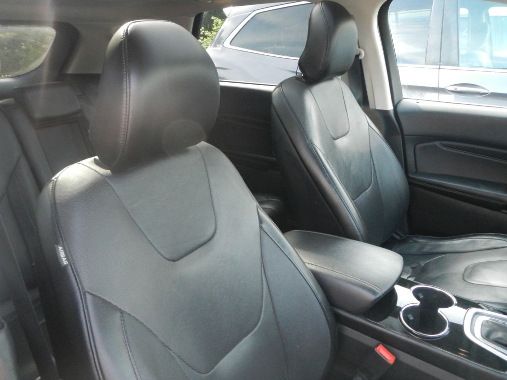 2018 Ford Edge Image 37