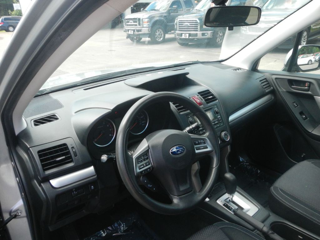 2015 Subaru Forester Image 3