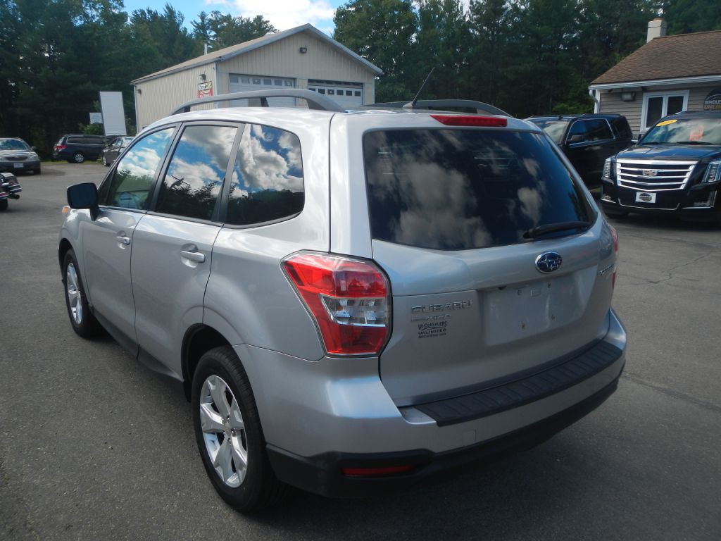 2015 Subaru Forester Image 6