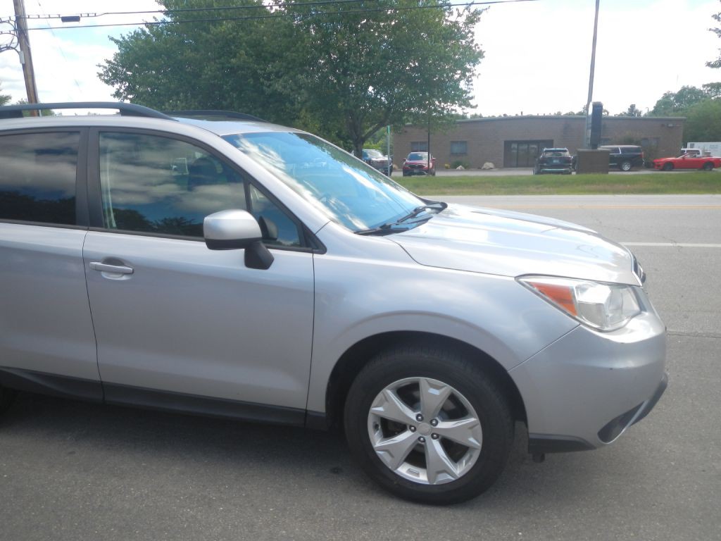 2015 Subaru Forester Image 13