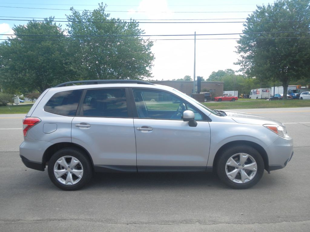 2015 Subaru Forester Image 15