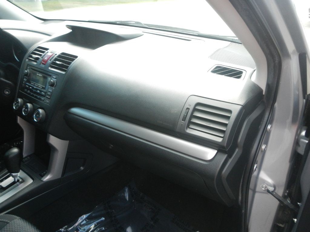 2015 Subaru Forester Image 23
