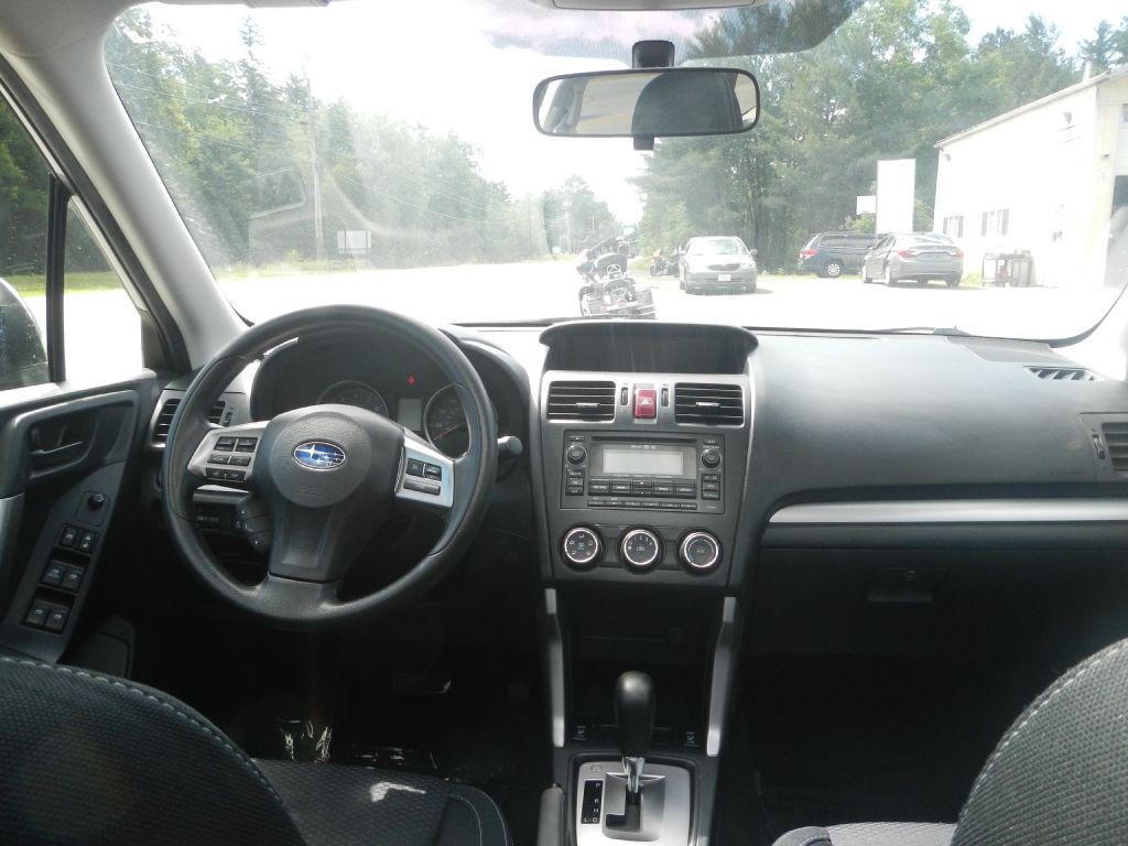 2015 Subaru Forester Image 28