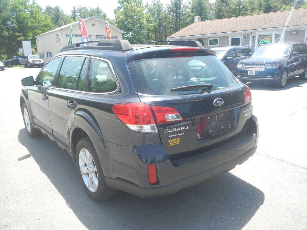 2014 Subaru Outback Image 7