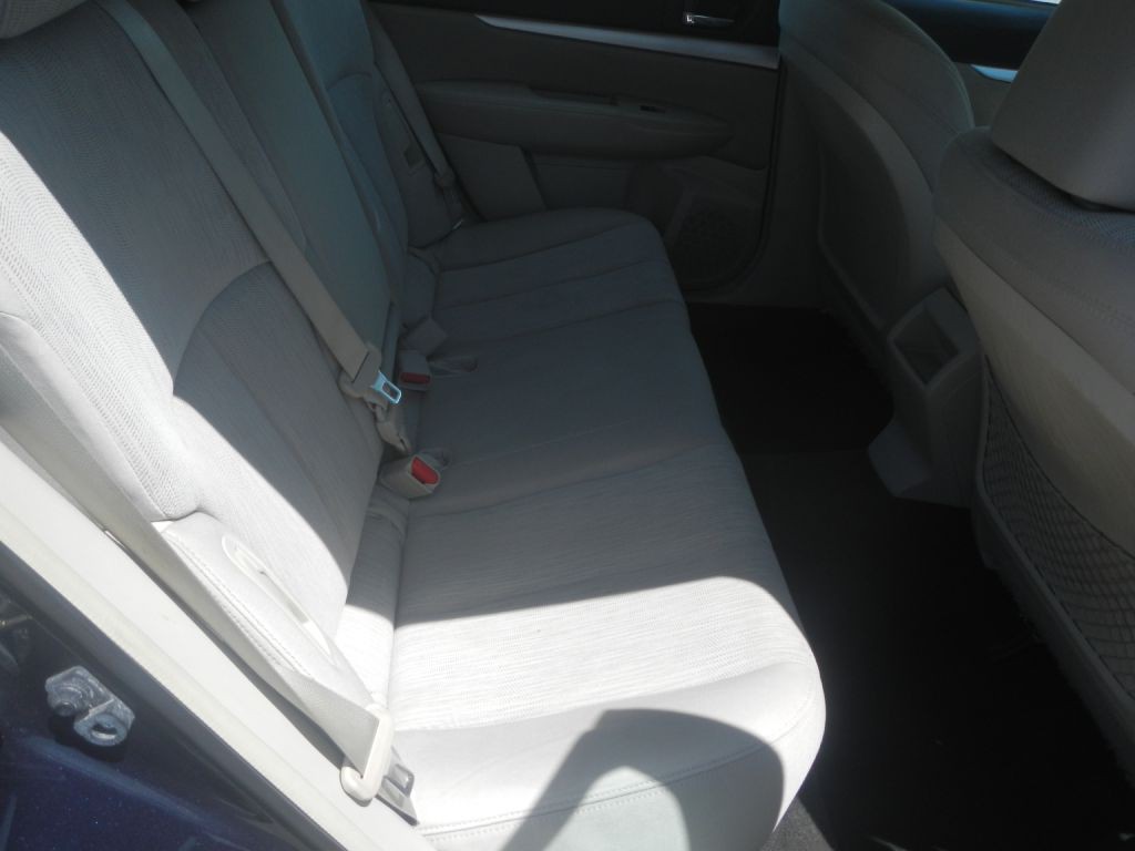 2014 Subaru Outback Image 27