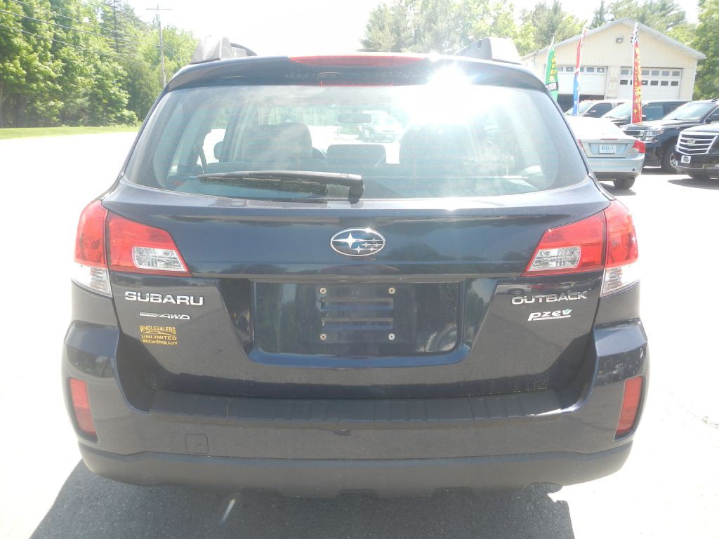 2014 Subaru Outback Image 30