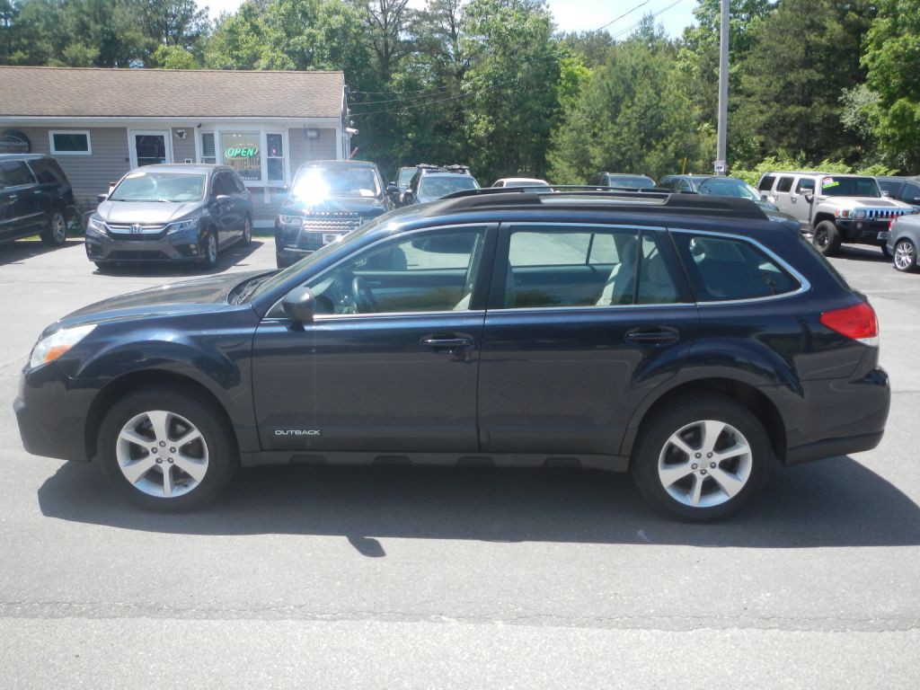 2014 Subaru Outback Image 37