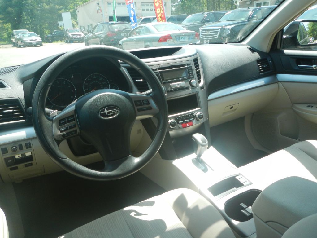 2014 Subaru Outback Image 42