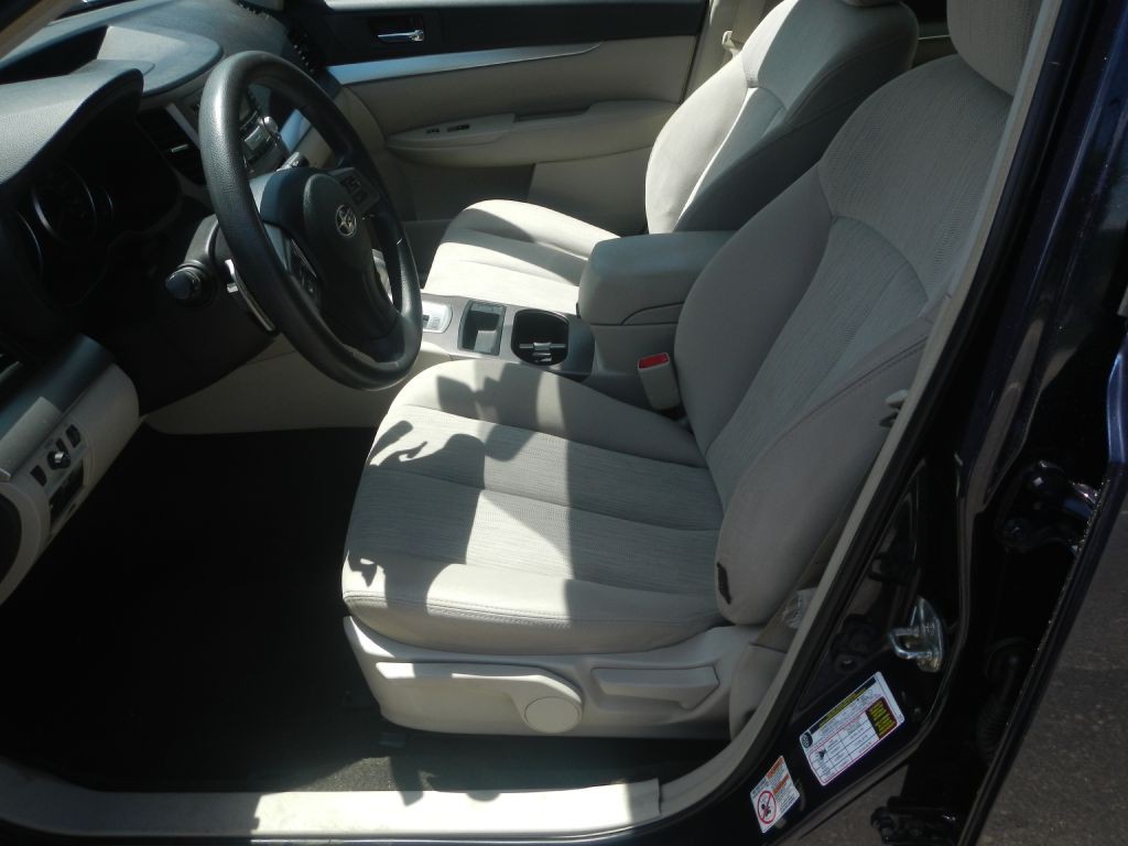 2014 Subaru Outback Image 45