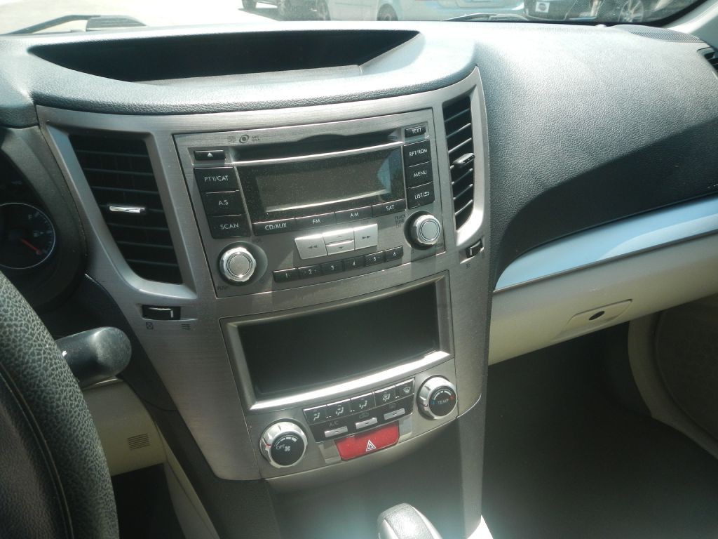 2014 Subaru Outback Image 49