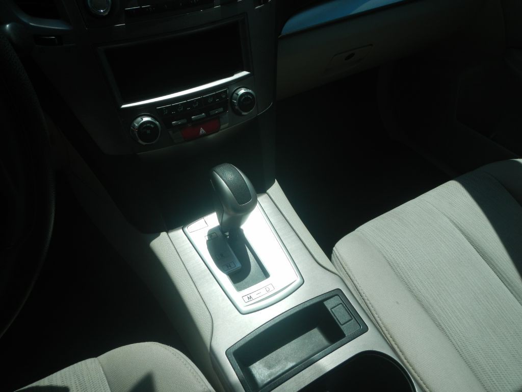 2014 Subaru Outback Image 50