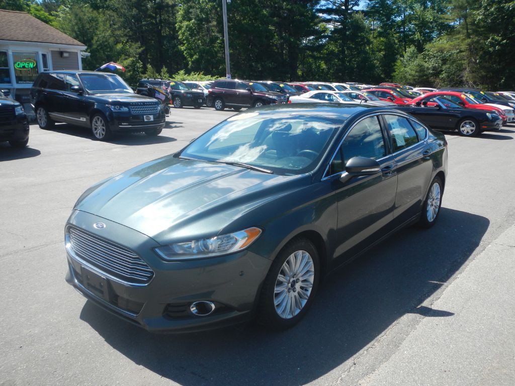 2015 Ford Fusion Image 2