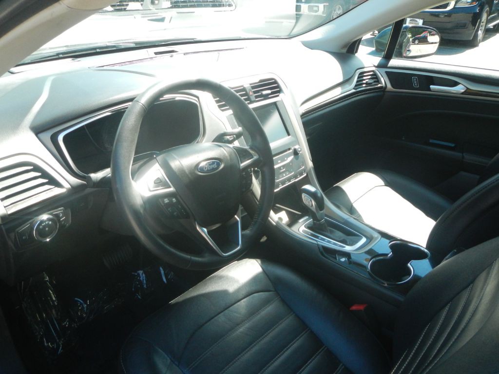 2015 Ford Fusion Image 3