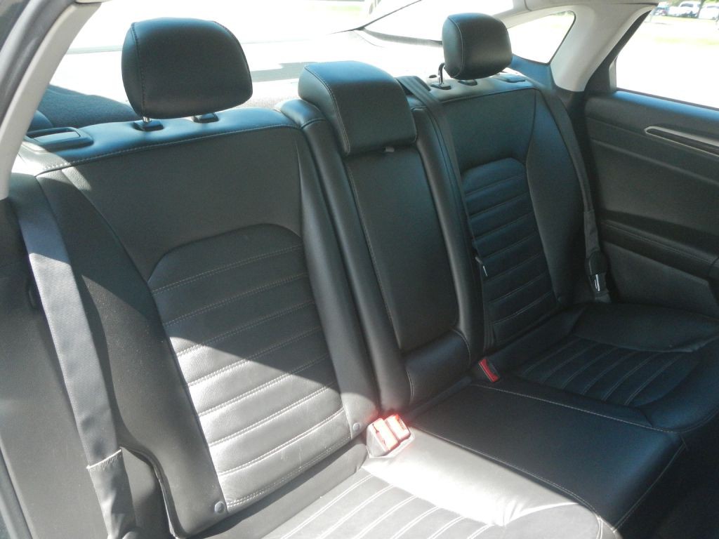 2015 Ford Fusion Image 8