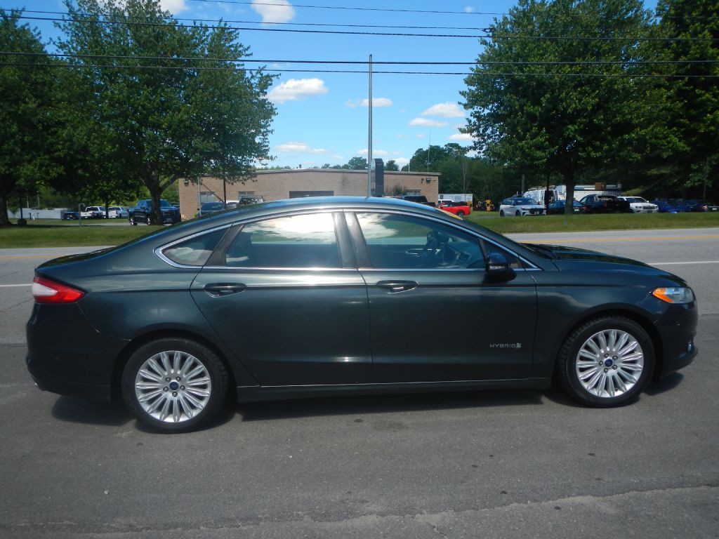 2015 Ford Fusion Image 14