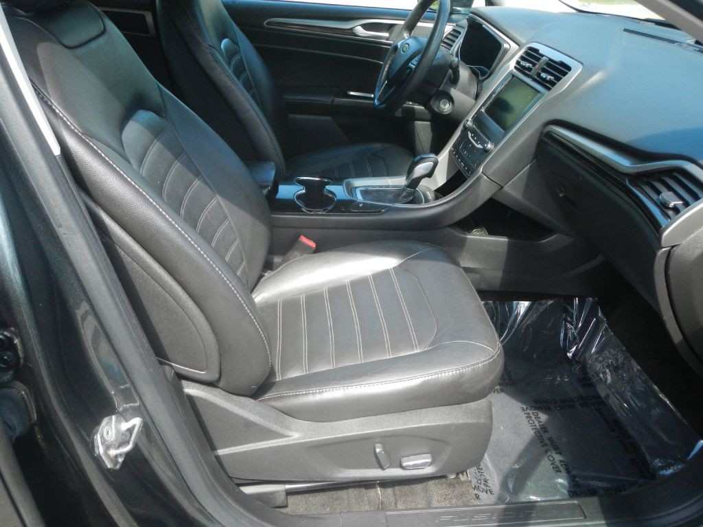 2015 Ford Fusion Image 20