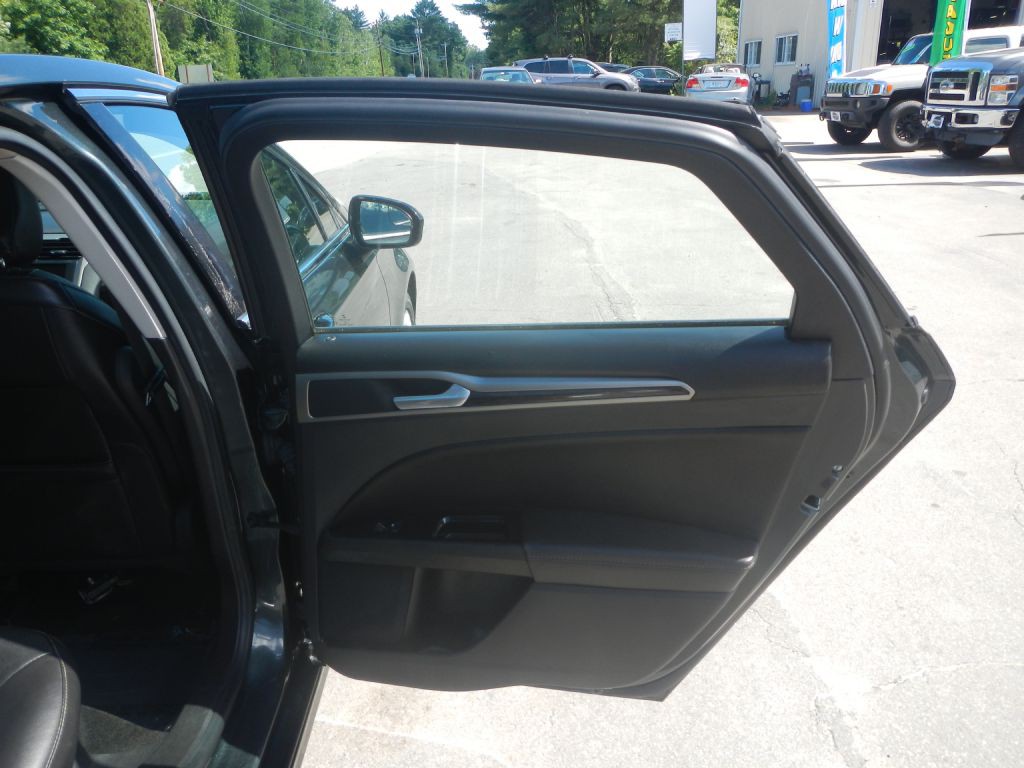 2015 Ford Fusion Image 26