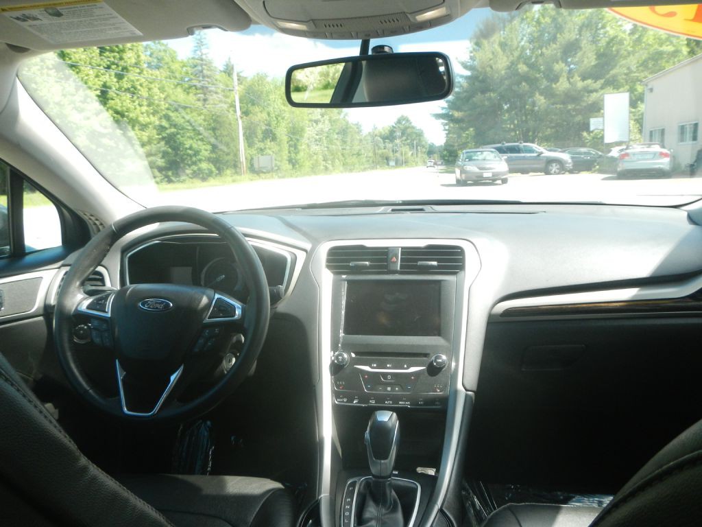 2015 Ford Fusion Image 29