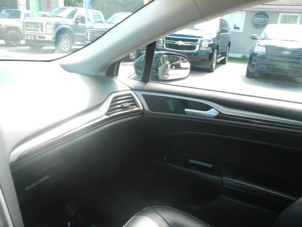 2015 Ford Fusion Image 45