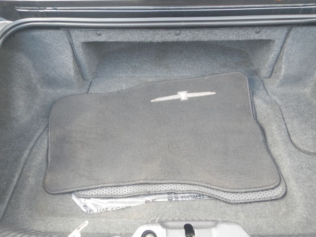 2003 Ford Thunderbird Image 29