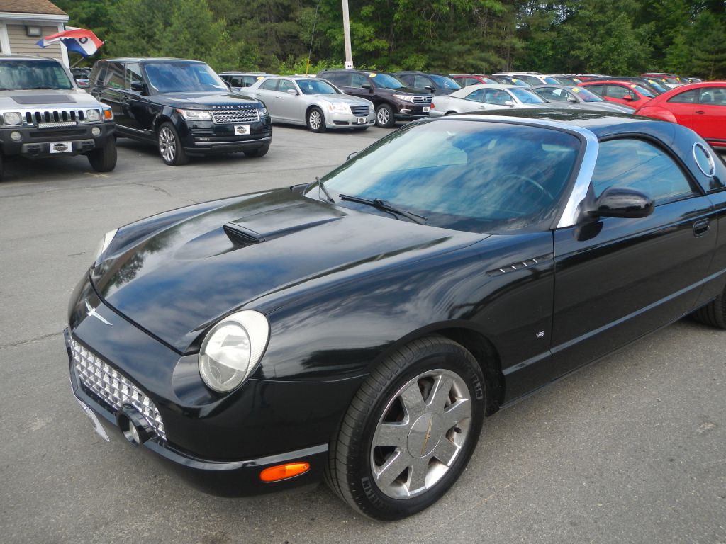 2003 Ford Thunderbird Image 30