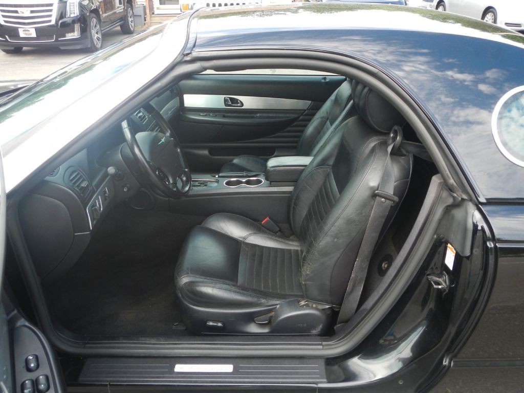 2003 Ford Thunderbird Image 34