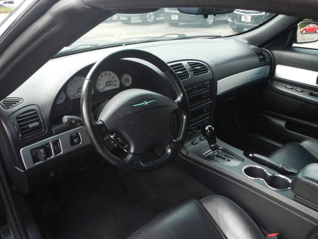 2003 Ford Thunderbird Image 35