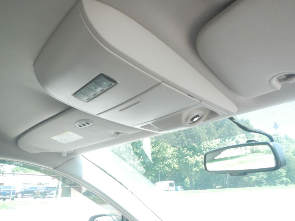 2014 Chrysler Town & Country Image 24