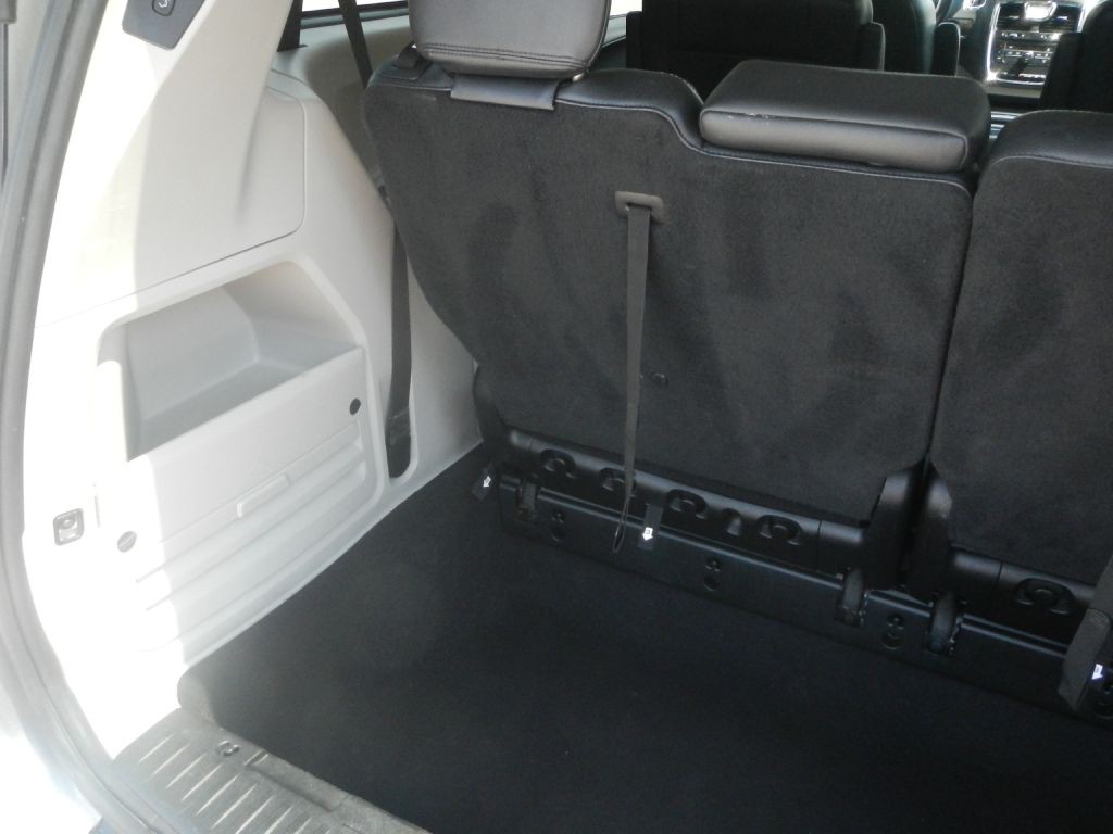 2014 Chrysler Town & Country Image 40