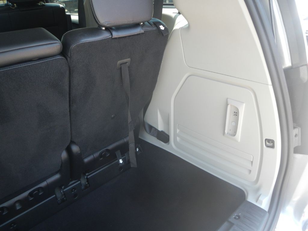 2014 Chrysler Town & Country Image 41