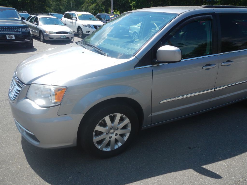 2014 Chrysler Town & Country Image 43