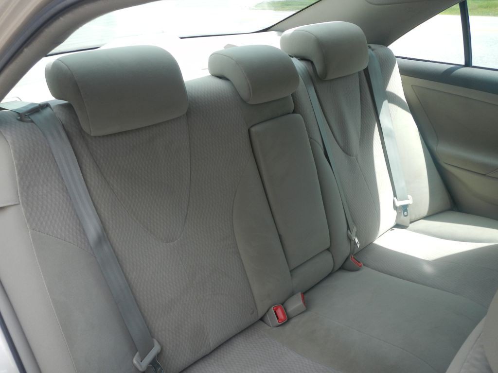 2011 Toyota Camry Image 5
