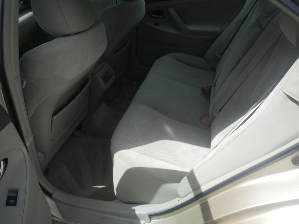 2011 Toyota Camry Image 43