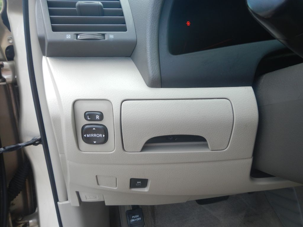 2011 Toyota Camry Image 58